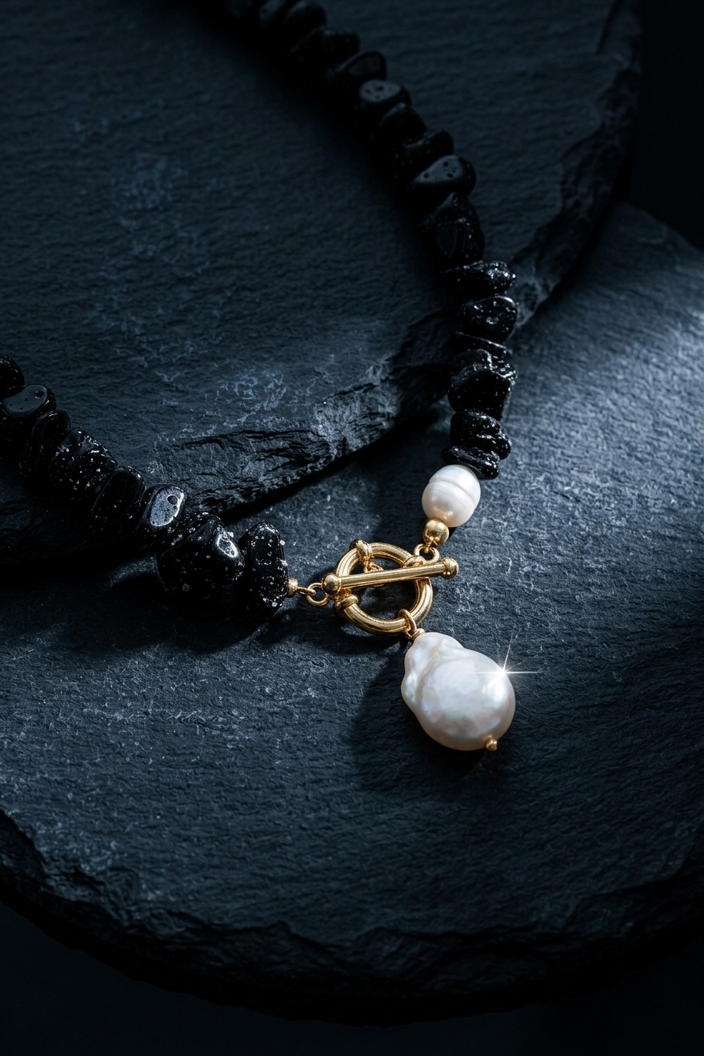 Midnight Pearl Obsidian-Kette mit Süßwasserperle — Still Life, NemoMatheo Berlin